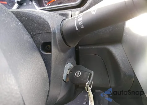 2015 Nissan Versa 1.6 Sv z USA, uszkodzony, nr VIN 3N1CN7AP2FL829010